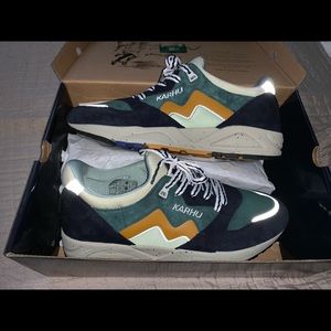 Men’s Karhu sneakers size 10
